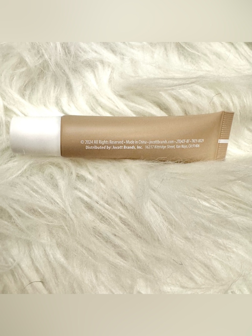 Paris Lounge Travel Bundle | H&M Sweatshirt Small+Self Care & Travel Essentials - Picture 7 of 16